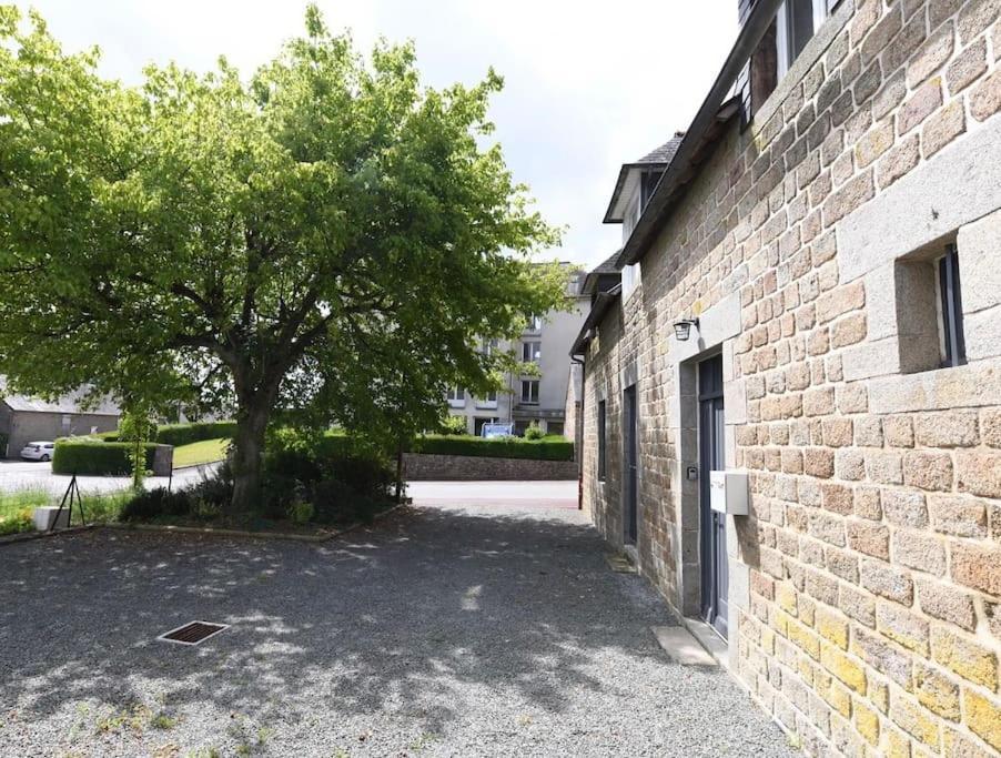Aupres De Mon Arbre Pontmain Exterior foto